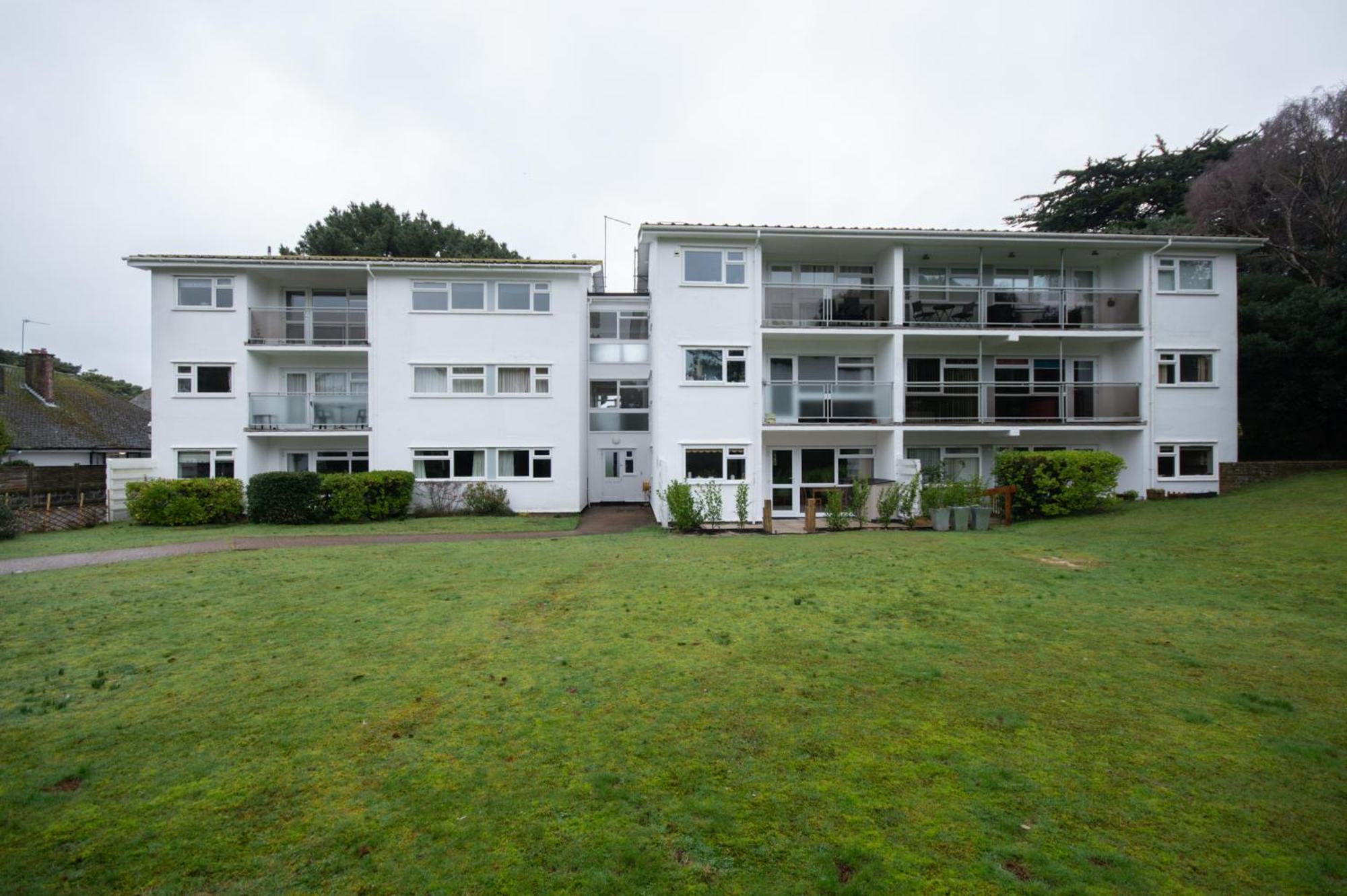 Apartment Dog Friendly In Sandbanks Peninsula
