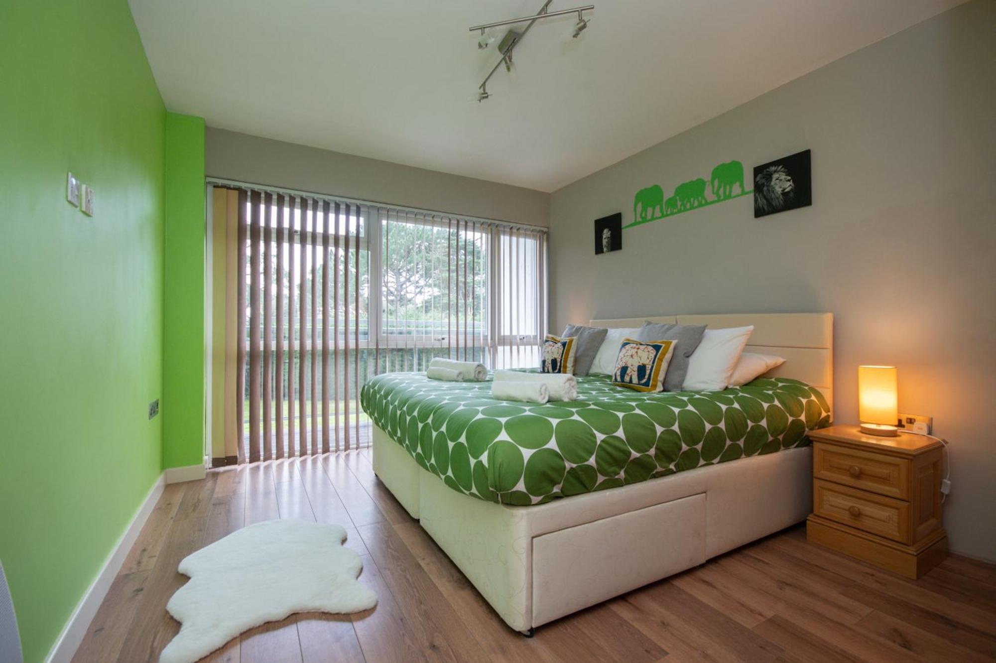 Dog Friendly In Sandbanks Peninsula * Poole