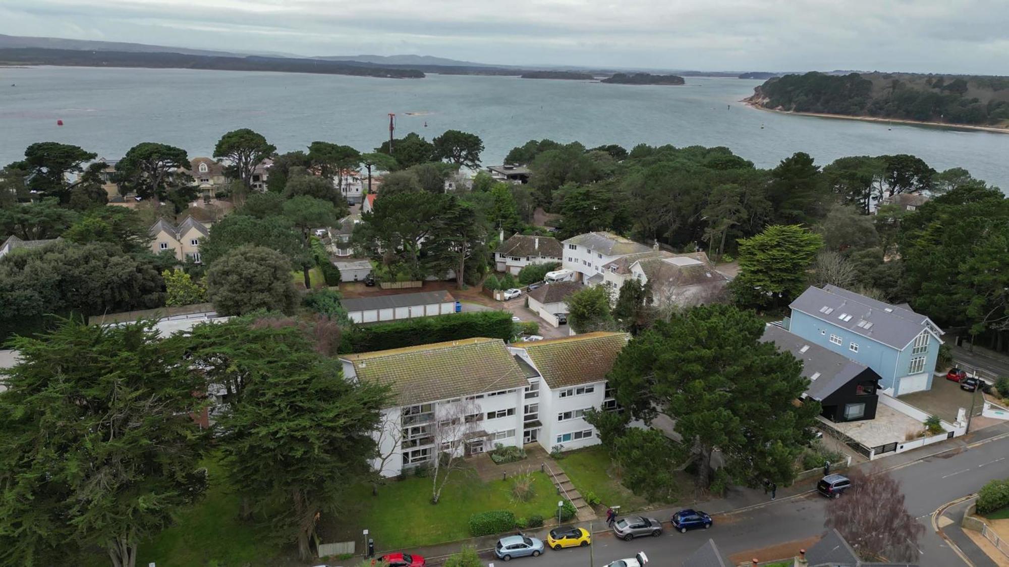 Apartment Dog Friendly In Sandbanks Peninsula *