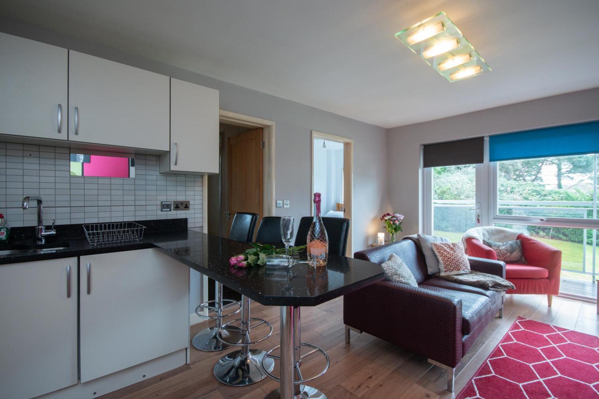 Apartment Dog Friendly In Sandbanks Peninsula Poole