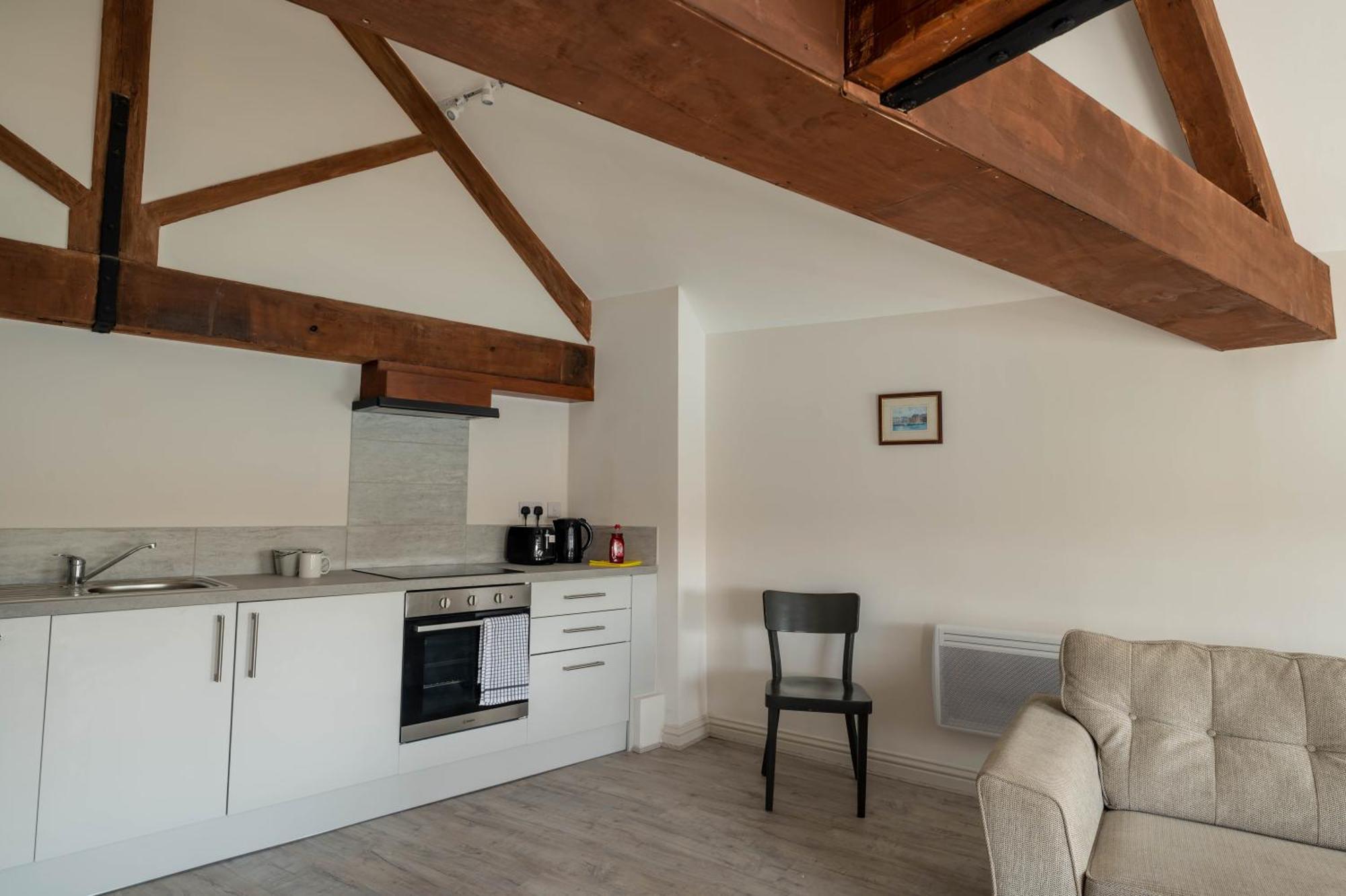 The Old Custom House Apartment