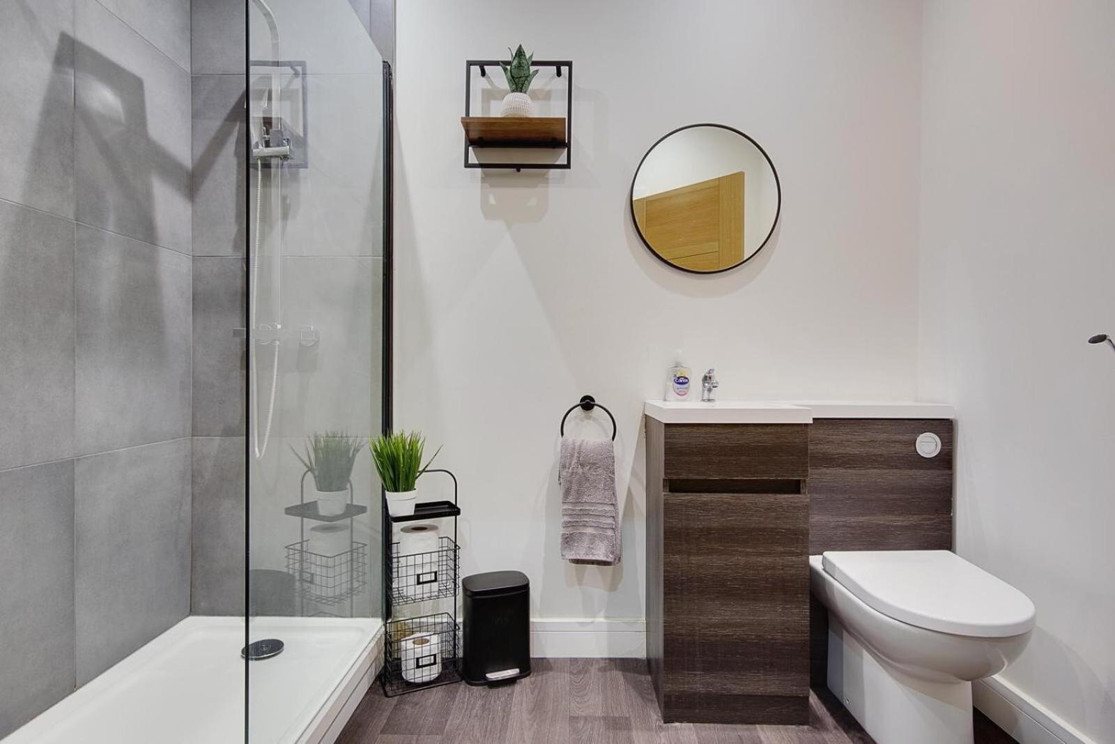 Ashley Road 1 Apartment *