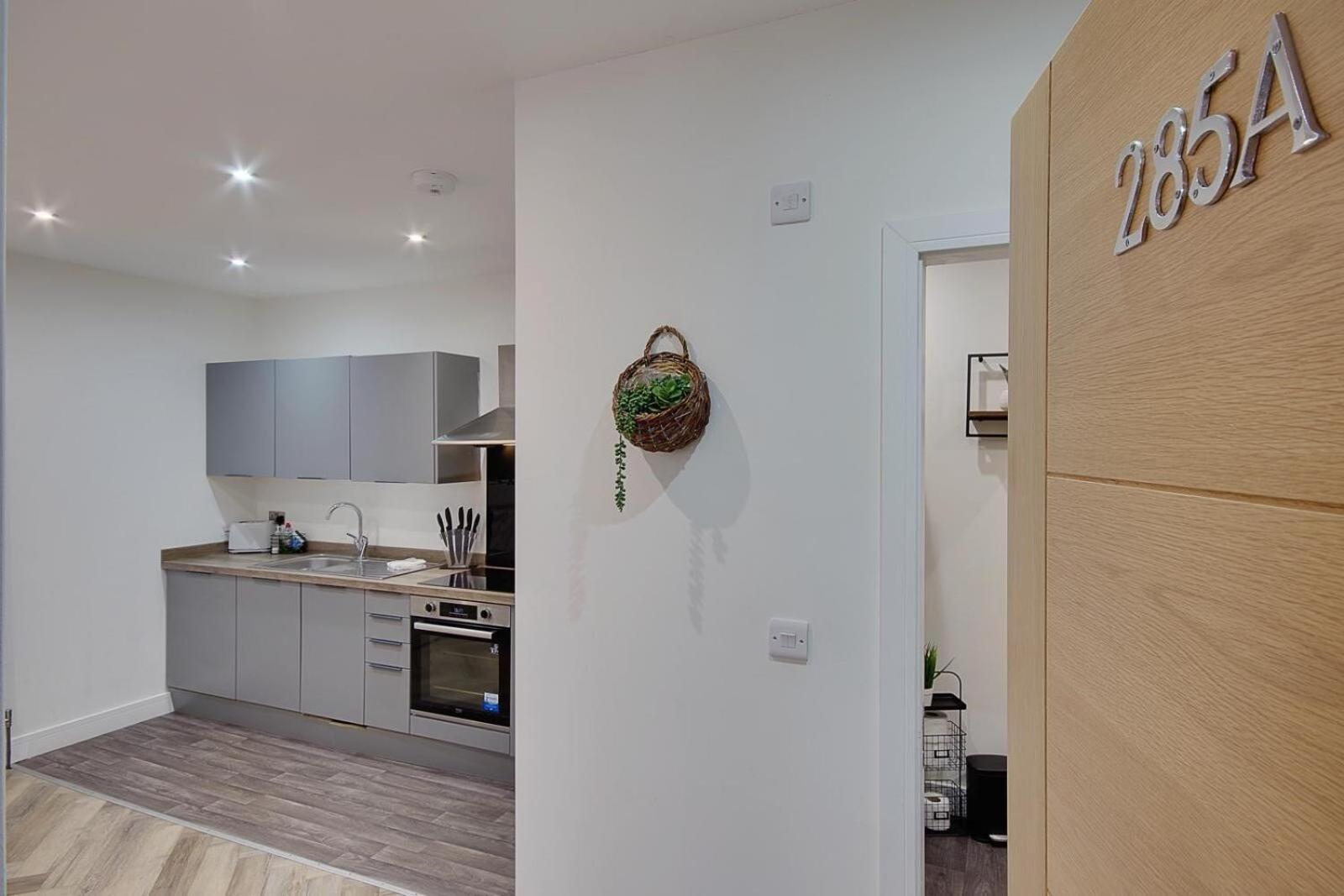 Apartment Ashley Road 1 *