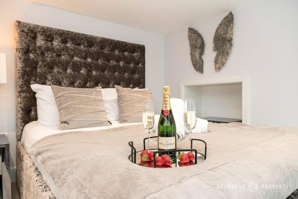 Mousehole By Grandeur Apartment