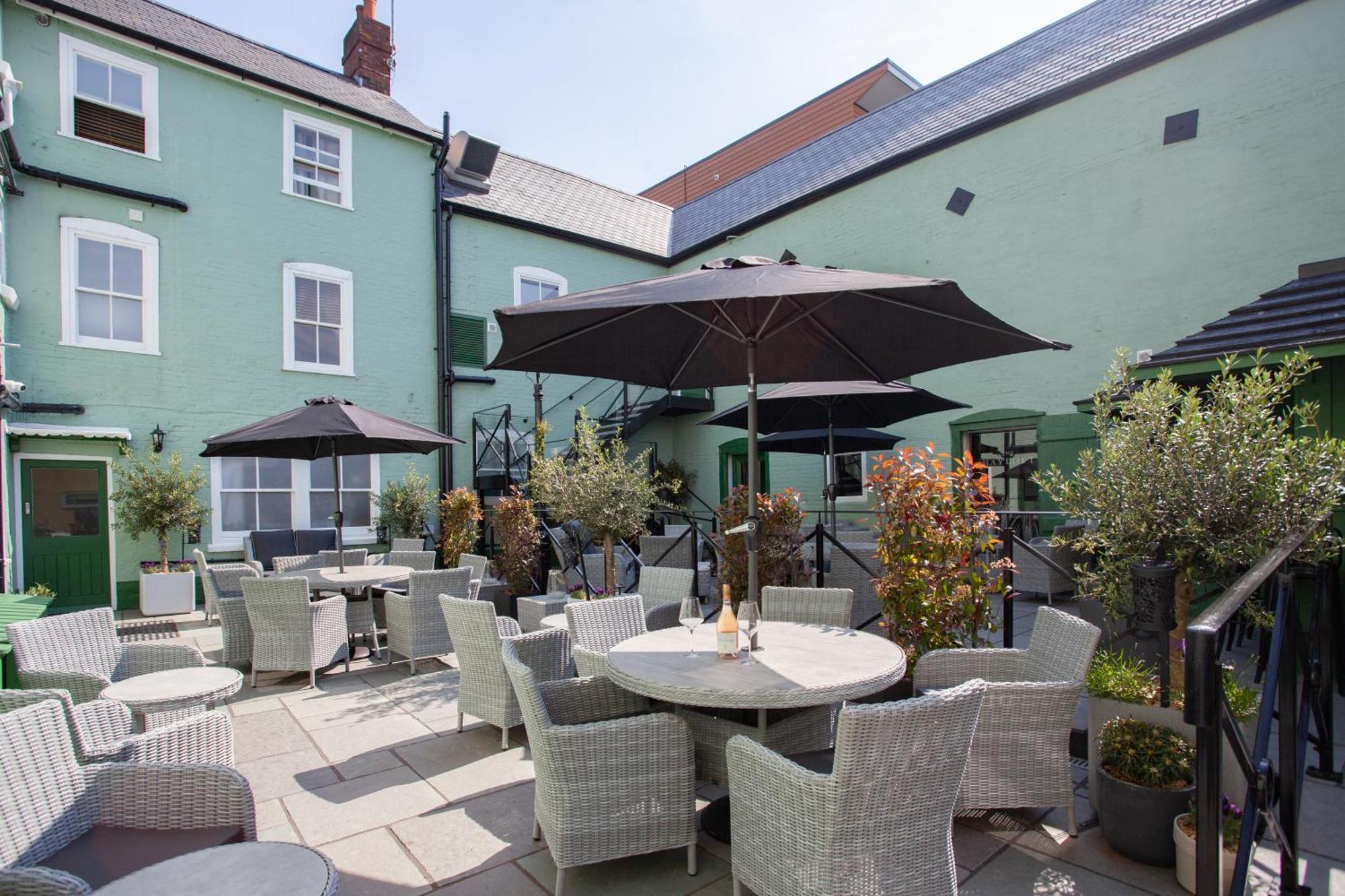 Inn The Crown *