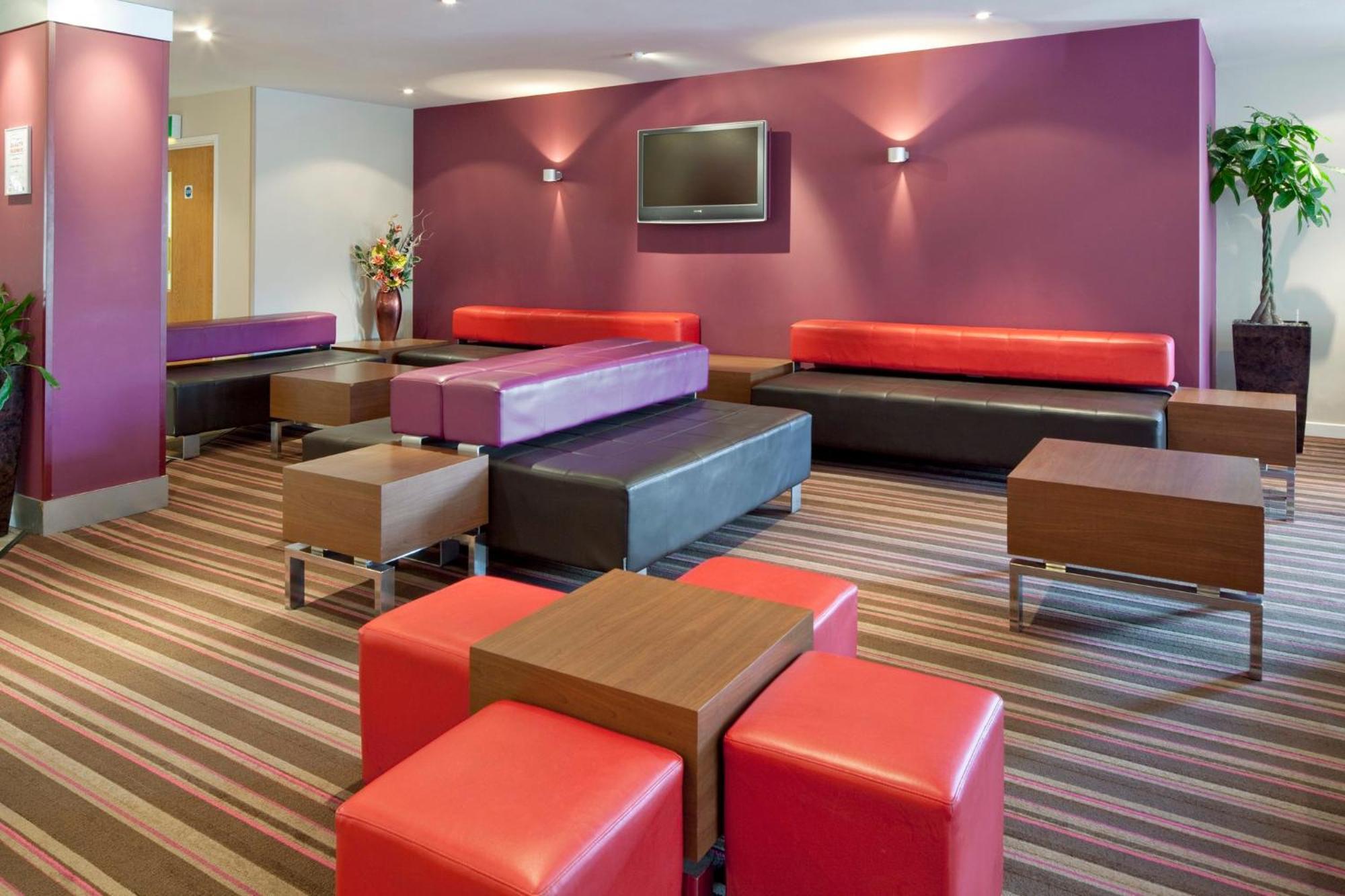 Express By Ihg Poole