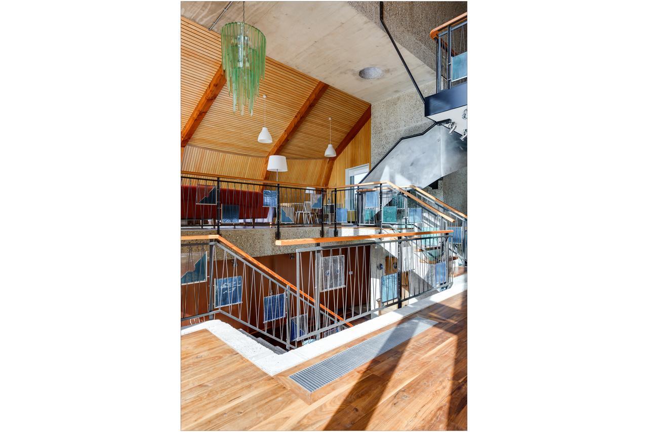 The Houseboat Villa