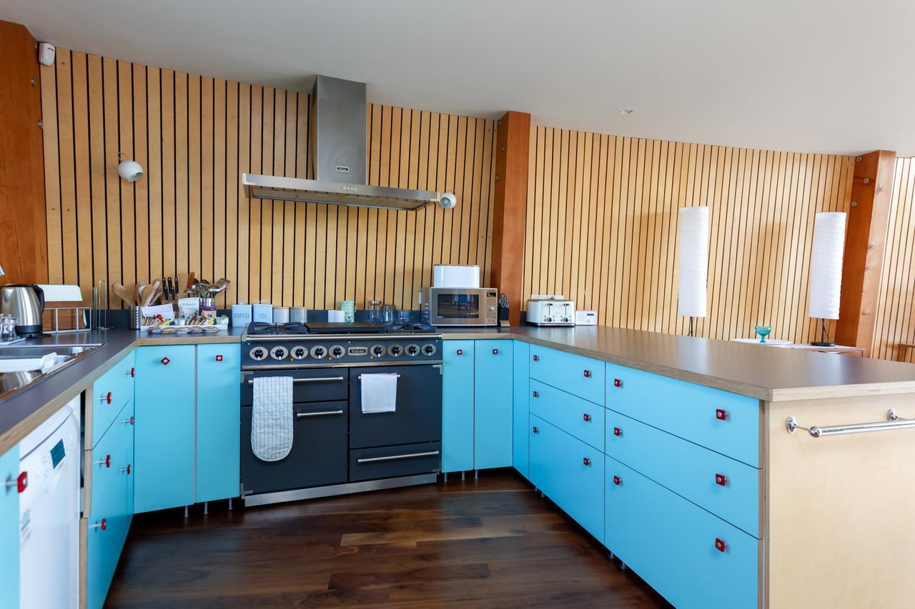 The Houseboat Poole