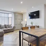 Ashley Road Apartment 2