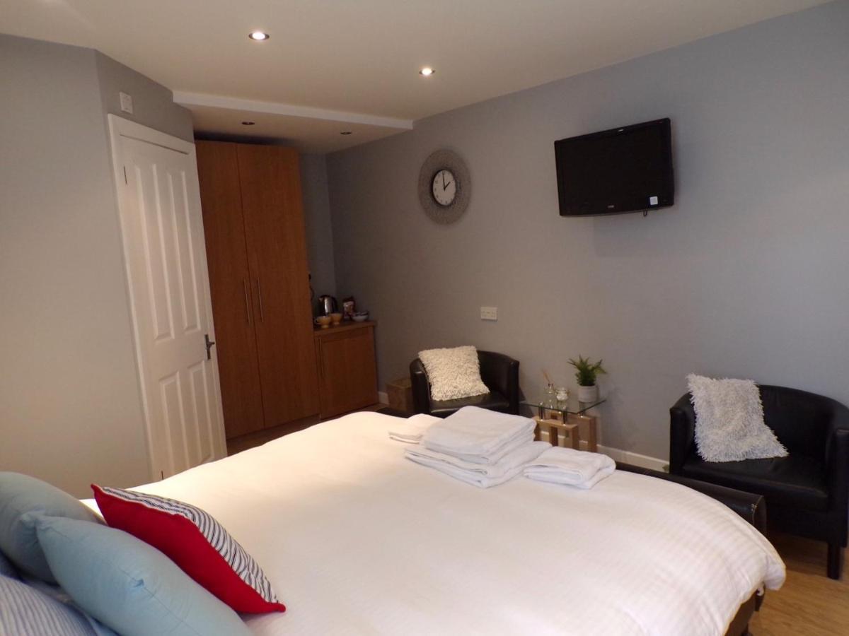 Coast 77 Bed & Breakfast 4*