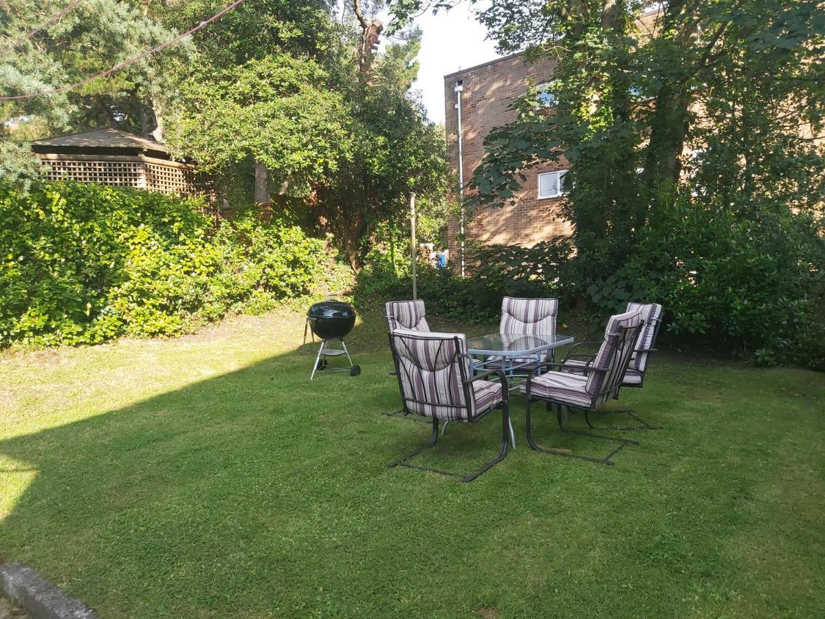 Double Room Sandbanks, Poole, Dorset, Free Parking *