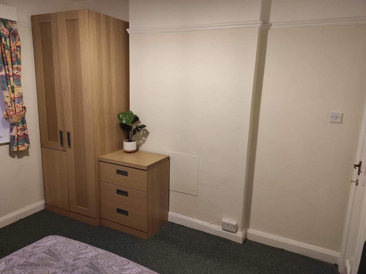 Double Room Sandbanks, Poole, Dorset, Free Parking
