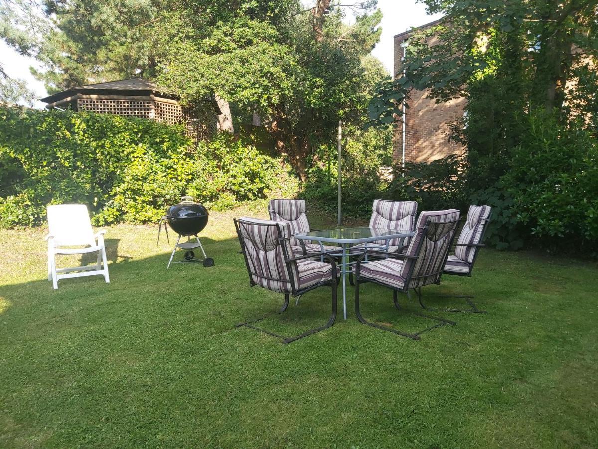 Guest house Double Room Sandbanks, Poole, Dorset, Free Parking *