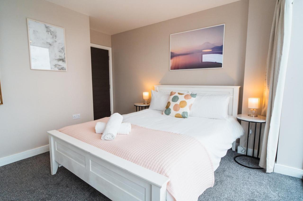 No Seven Harbour Side Apartment Poole