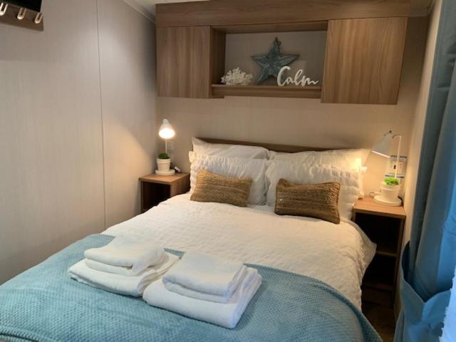 Holiday home Cosy, Coastal Themed Holiday Home, Rockley Park, Poole, Dorset