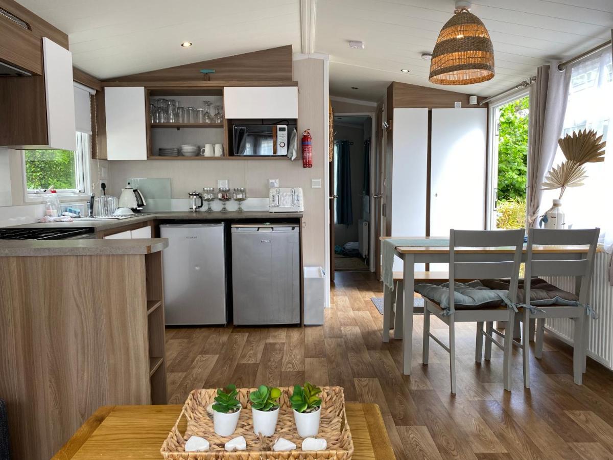 Cosy, Coastal Themed Holiday Home, Rockley Park, Poole, Dorset Poole