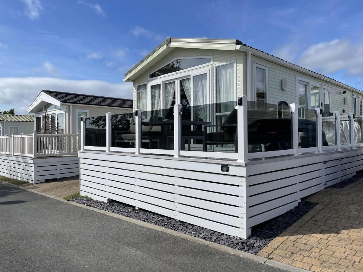 Harbour View At Rockley Park * Poole