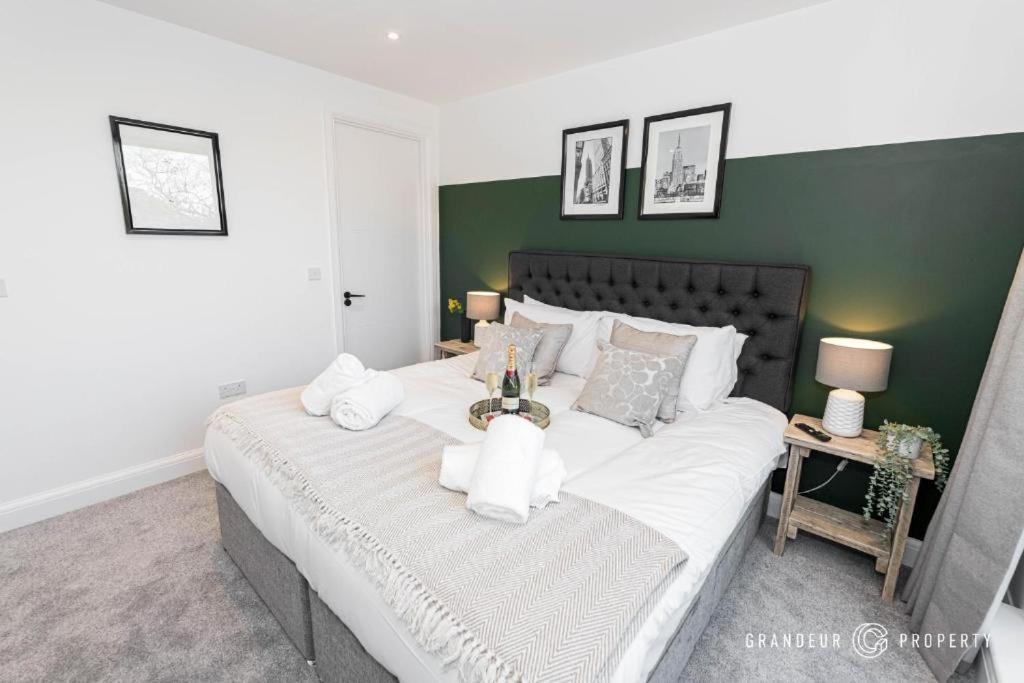 Apartment Aurora Penthouse By Grandeur Poole