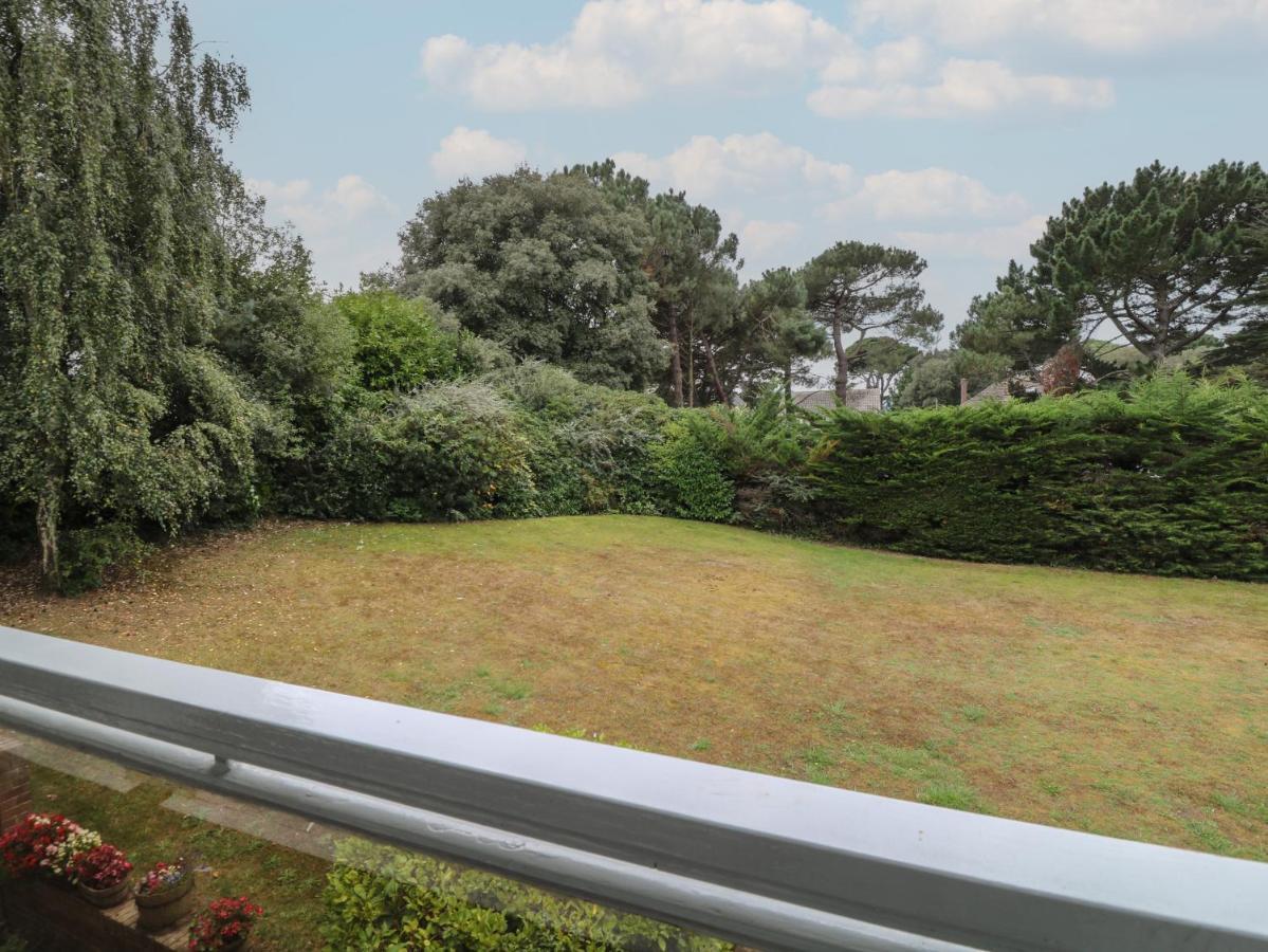 Apartment Flat 5 Fairwinds Poole