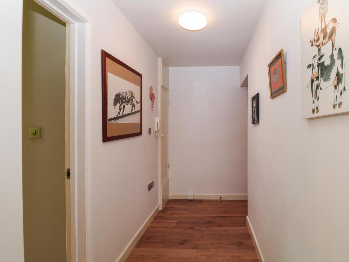 Flat 5 Fairwinds Apartment *