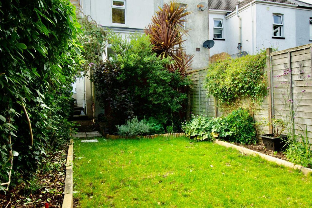 Modern 3 Bed W/ Garden, Nr * Poole