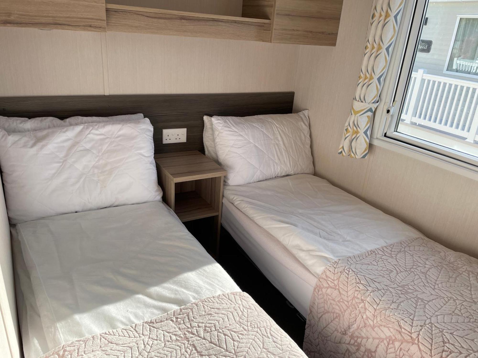 Rockley Park Private Homes * Poole