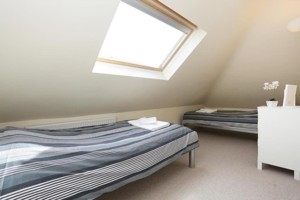 Holiday home Bournecoast: Large Near / Shops -hb8380