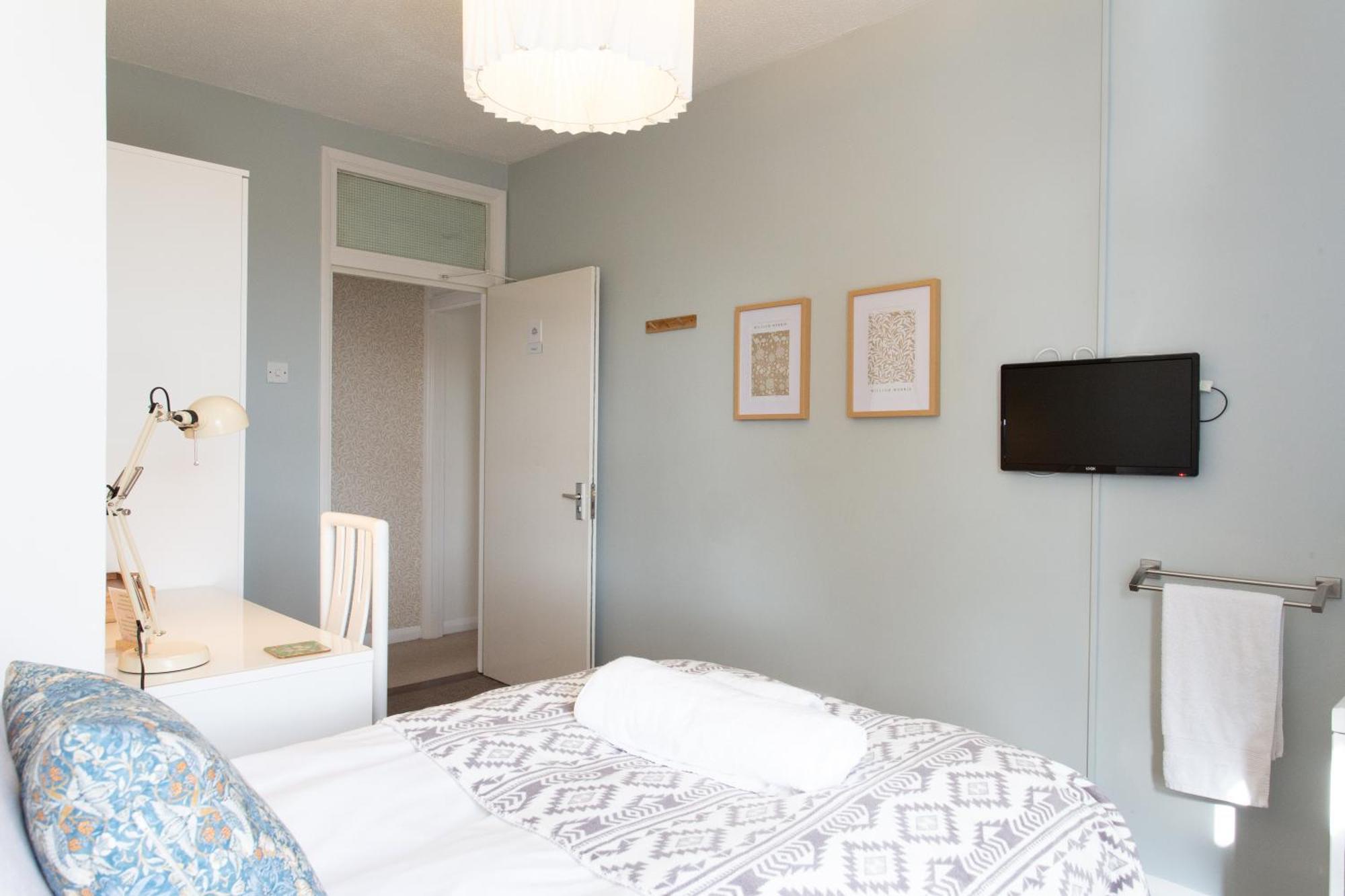 Hotel Harry's House Poole