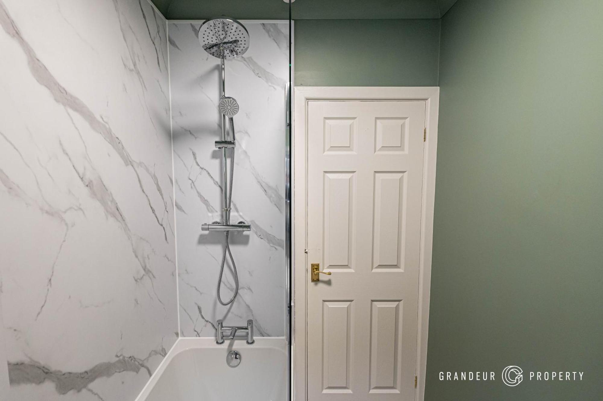 Parkstone By Grandeur