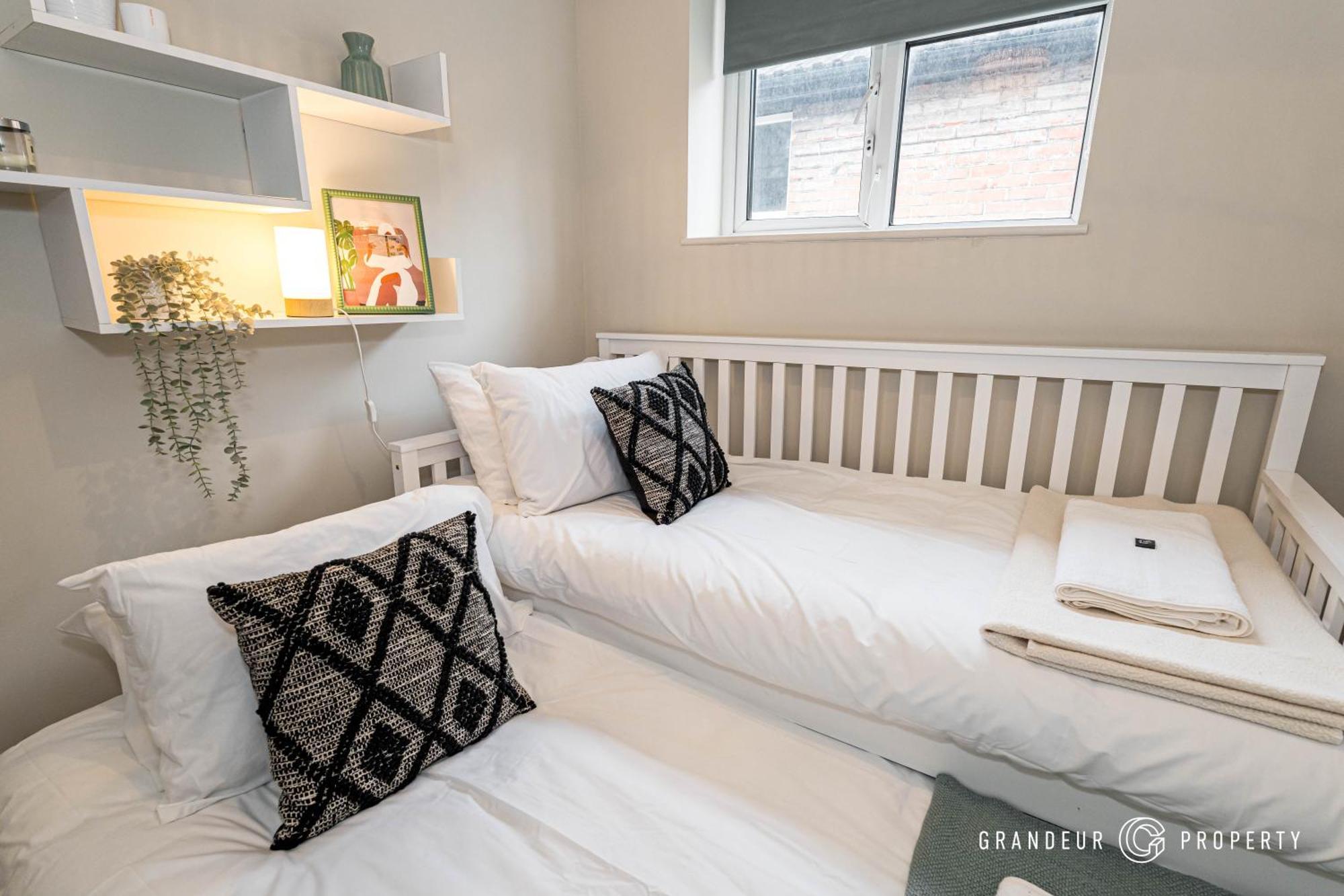 Apartment Parkstone By Grandeur Poole