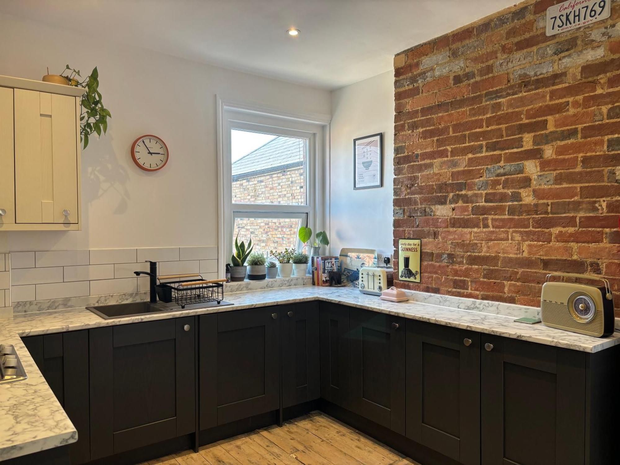 Charming Edwardian Maisonette In Trendy Location, Minutes From Restaurants And Pubs In Ashley Cross, Apartamento *