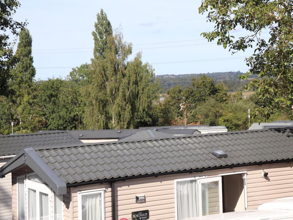 Rockley Park Private Homes * Poole