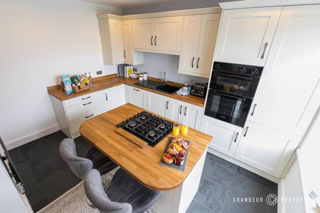 Buckland Heights By Grandeur Apartment *