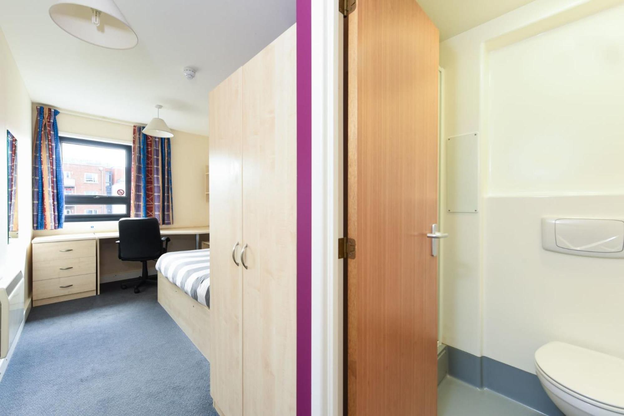 Experience Modern Student Living At Corfe House In Bournemouth Apartment