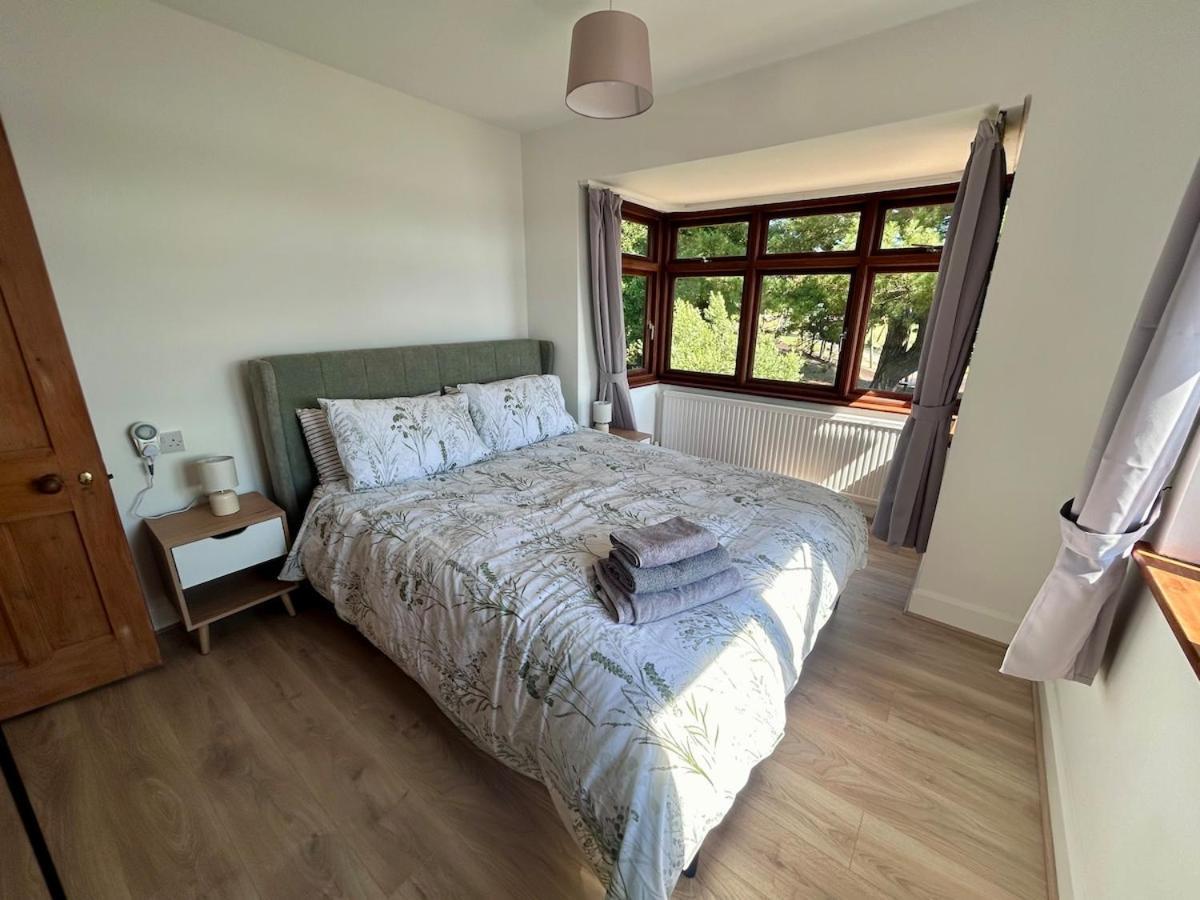 Holiday home Your Side Retreat Sleeps 10-12 Nr Park & Sea Poole
