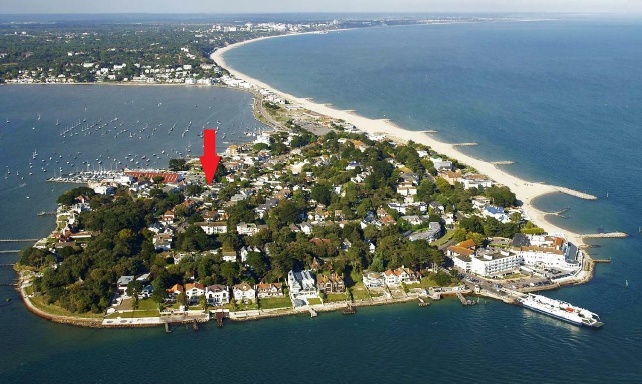 43 Panorama Road *