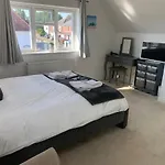 3 Bedroom Detached Beach House Poole