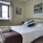 Colborne - Self Catering Holiday Home Close To Poole Quay