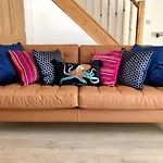 House With Parking, Short Stroll To Quay, Shops And Restaurants