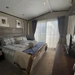 Poole Harbour View Lodge At Rockley Park
