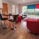 Flat 5 Fairwinds
