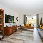 Stag Cottage
