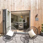 Stag Cottage