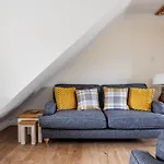Harbour Hideaway
