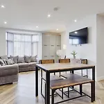 Ashley Road Apartment 2