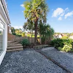 5 Bedroom Detached Beach House Poole