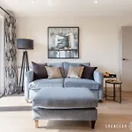 Harbour View By Grandeur Property