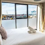 Beautiful Two Bedroom Harbor Side Apartment