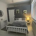 Bed & Breakfast - 2 Double Rooms With Ensuites