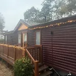Falcove Lodge - 3 Bedroom Luxury Lodge, 5G Wifi, Full Sky Tv, Free Parking & Close To Beach